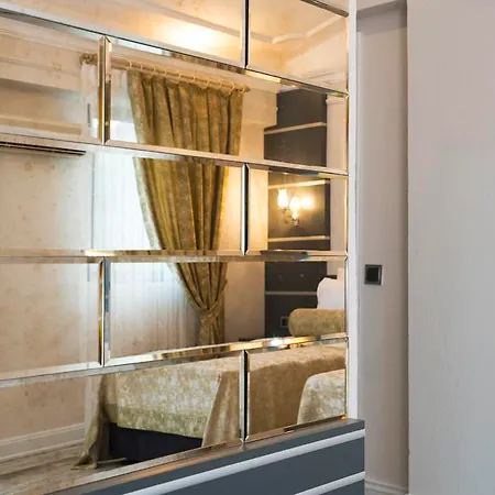 Ξενοδοχείο Otto Palace 3*