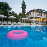Hotel Otto Palace 3*