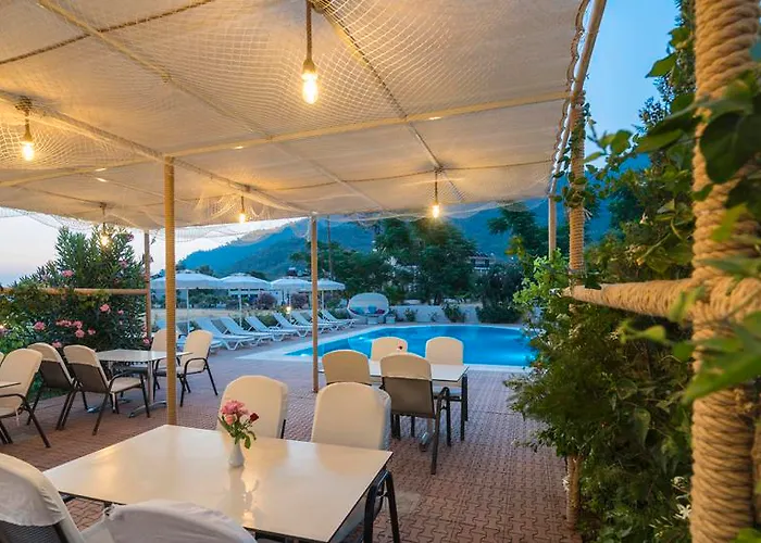 Hotel Otto Palace 3*