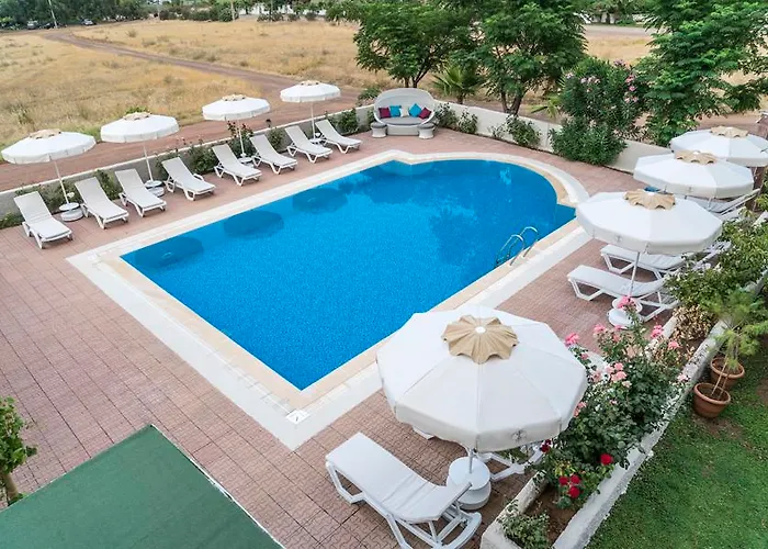 Otto Palace فندق