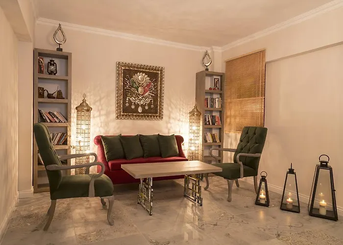 Отель Otto Palace 3*