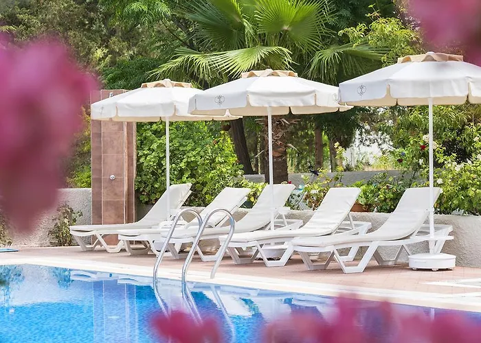 Otto Palace أوليمبوس